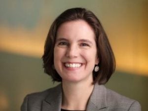  Elizabeth  Selvin  headshot