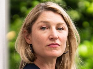  Jennifer  Stager  headshot