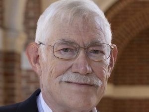  Russell  Taylor  headshot