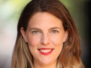  Soledad  Villar  headshot