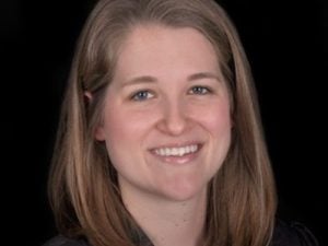  Stephanie  Hicks  headshot