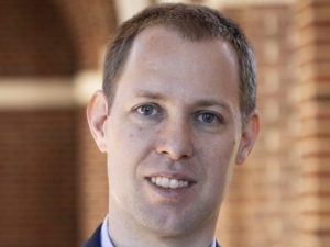  Tine  Curk  headshot