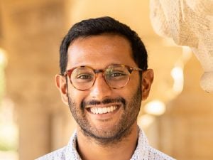  Abhishek  Cauligi  headshot