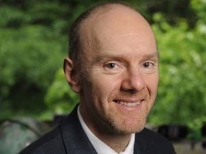  Thomas  Haine  headshot